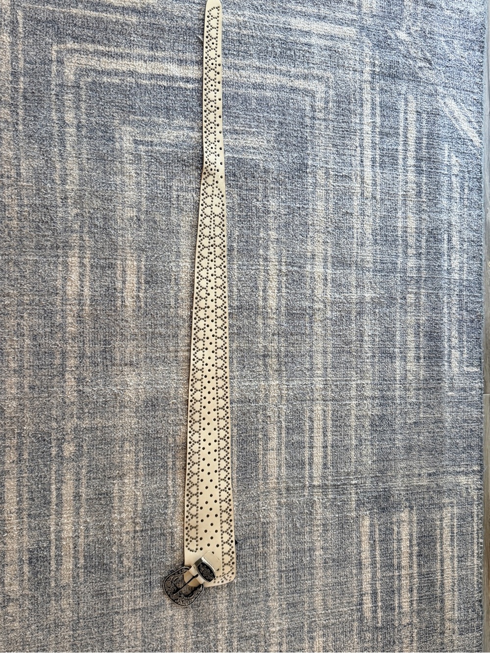 Free People Studded Cream Leather Belt with Decorative Buckle - Picture 4 of 4